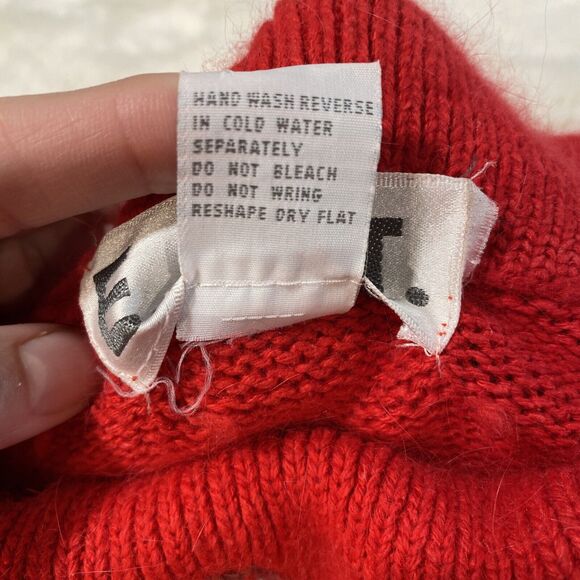 Vintage Soft Red Silk‎ Wool Angora Blend Beaded Leaves Off Shoulder Sweater Sz L - Picture 9 of 9